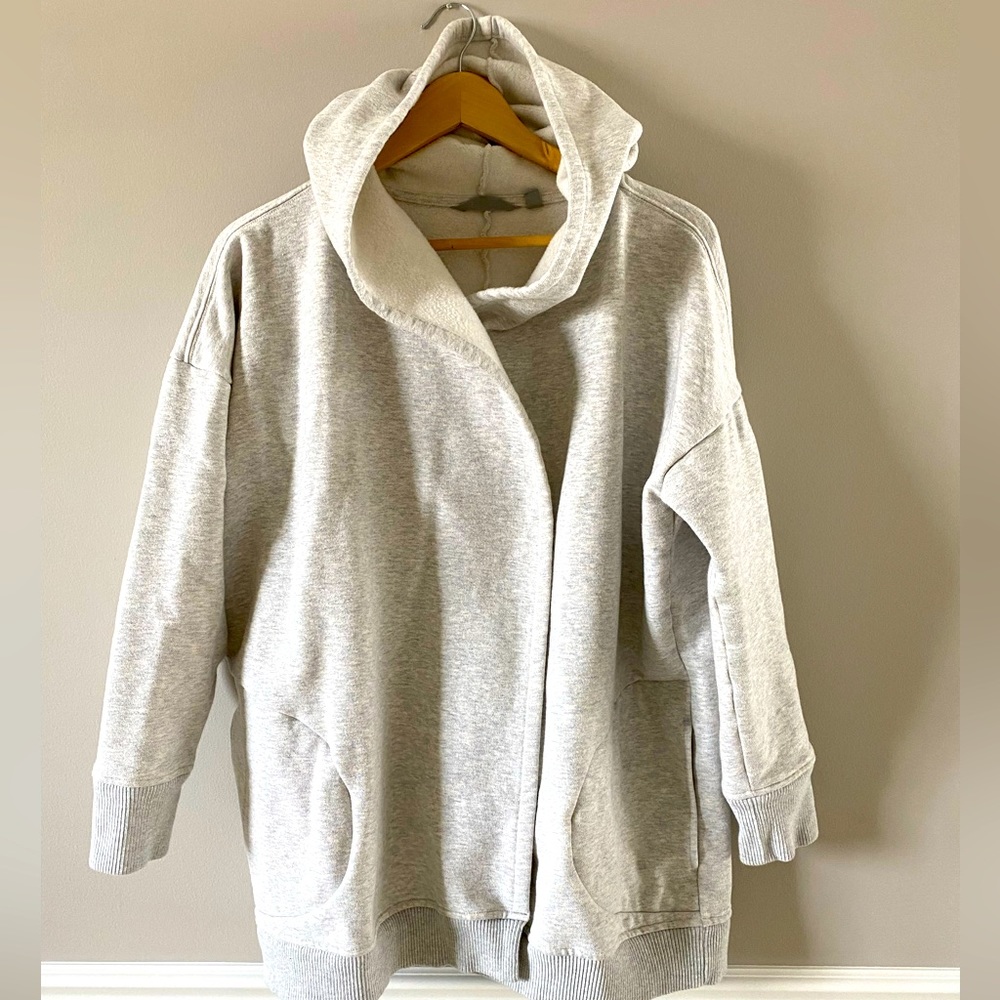Athleta Prajna Wrap